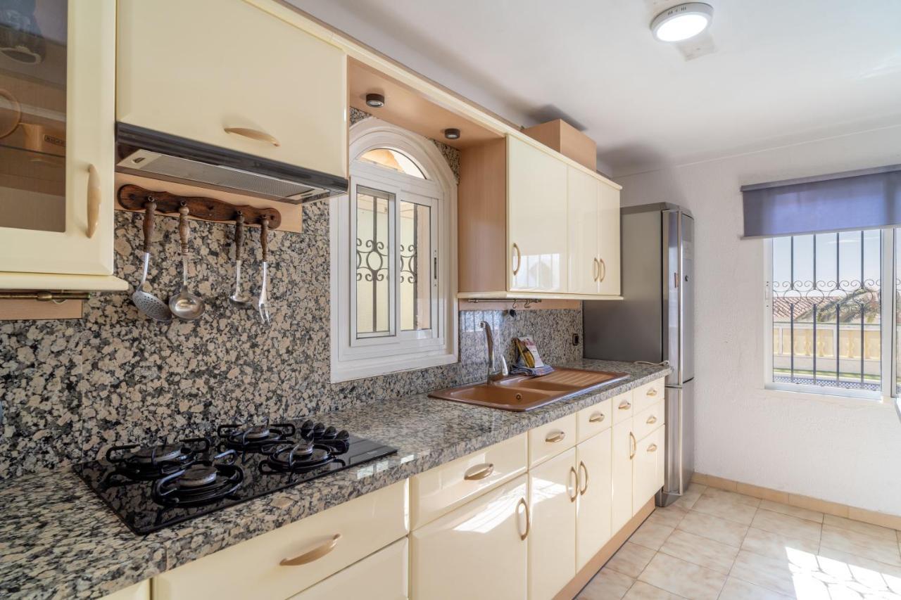 Villa Kenny Private Pool Casasol Nerja Exterior foto